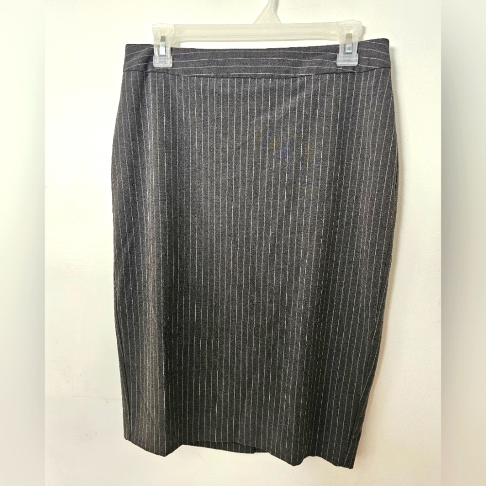 Lands End Womens Size 6 Charcoal Gray Pinstriped Straight Knee Length Skirt